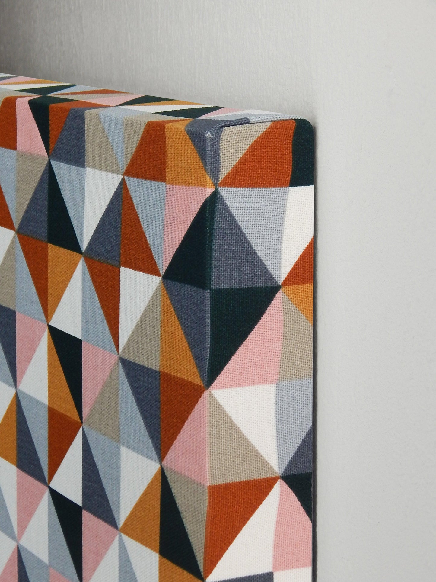 Close up mozaïekmotief akoestisch wandpaneel